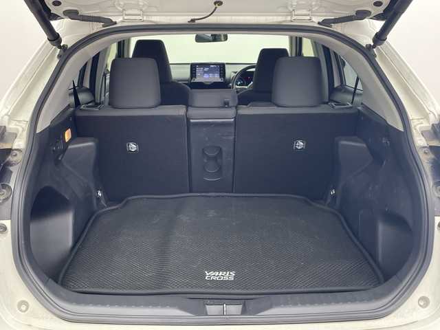 トヨタ ヤリスクロス ハイブリッド G 群馬県 2020(令2)年 3.9万km ホワイトパールクリスタルシャイン 純正９型メモリディスプレイナビ　全周囲カメラ　ＥＴＣ２．０　ＢＳＭ　禁煙車　ステアリングヒーター　ＬＥＤヘッドライト　パーキングアシスト　スマートキー　オートライト　レーンキープアシスト　シートヒータ