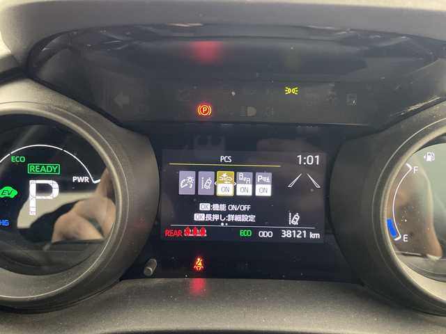 トヨタ ヤリスクロス ハイブリッド G 群馬県 2020(令2)年 3.9万km ホワイトパールクリスタルシャイン 純正９型メモリディスプレイナビ　全周囲カメラ　ＥＴＣ２．０　ＢＳＭ　禁煙車　ステアリングヒーター　ＬＥＤヘッドライト　パーキングアシスト　スマートキー　オートライト　レーンキープアシスト　シートヒータ