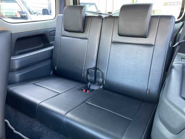 スズキ ジムニー ランドベンチャー 山口県 2015(平27)年 6.3万km クールカーキPM ４WD/社外オーディオ/（AUX　CD　AM　FM）/リモコンキー/社外エンジンスターター/社外ウーハー（pioneer）/社外ツィーター（Alpine）/社外マッドフラップ/社外アルミホイール/ウインカーミラー/ドアバイザー/純正フロアマット/背面タイヤ/純正タイヤカバー/LEDライト/フロントフォグ