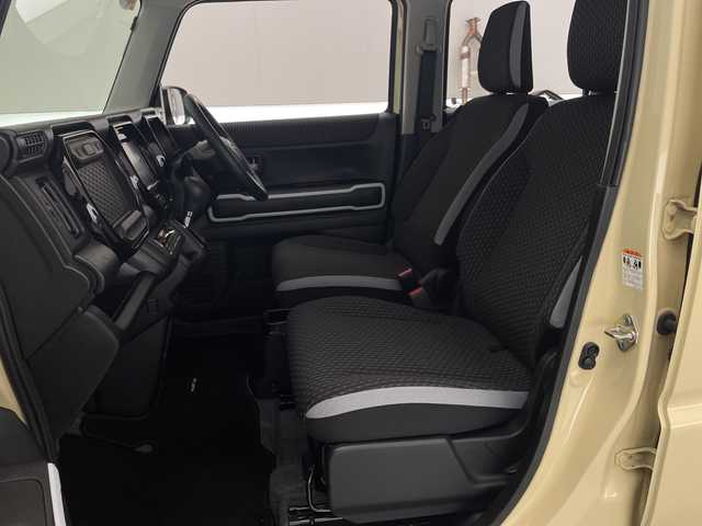 スズキ ハスラー HYBRID X 宮崎県 2020(令2)年 4.5万km シフォンアイボリーM SUZUKI Safety Support/〇デュアルカメラブレーキサポート/〇後退時ブレーキサポート/〇誤発進抑制機能（前方・後方）/〇車線逸脱警報機能/〇車線逸脱抑制機能/〇ふらつき警報機能/〇標識認識機能/〇オートマチックハイビーム/〇コーナーセンサー/〇先行車発進お知らせ機能/純正8インチSDナビ/フルセグTV/CD/DVD/Bluetooth/シートヒーター/LEDヘッドライト/アイドリングストップ/ビルトインETC/純正15インチAW/保証書