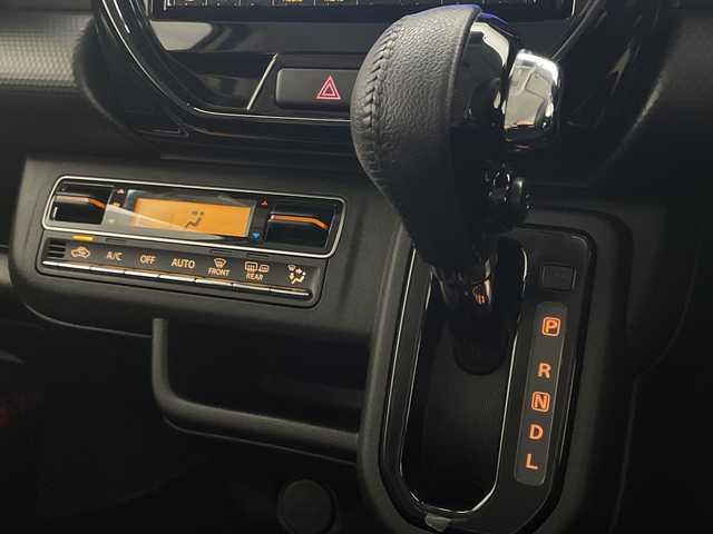 スズキ ハスラー HYBRID X 宮崎県 2020(令2)年 4.5万km シフォンアイボリーM SUZUKI Safety Support/〇デュアルカメラブレーキサポート/〇後退時ブレーキサポート/〇誤発進抑制機能（前方・後方）/〇車線逸脱警報機能/〇車線逸脱抑制機能/〇ふらつき警報機能/〇標識認識機能/〇オートマチックハイビーム/〇コーナーセンサー/〇先行車発進お知らせ機能/純正8インチSDナビ/フルセグTV/CD/DVD/Bluetooth/シートヒーター/LEDヘッドライト/アイドリングストップ/ビルトインETC/純正15インチAW/保証書