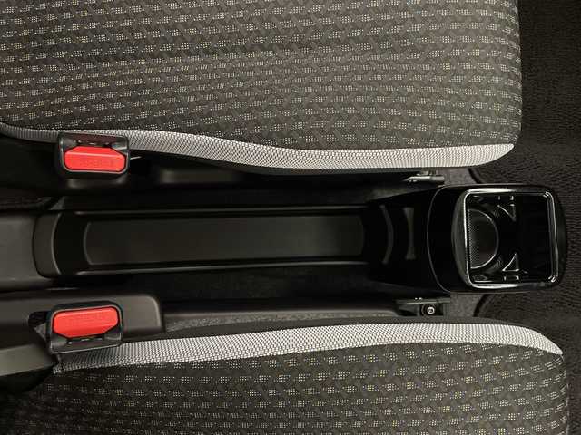 スズキ ハスラー HYBRID X 宮崎県 2020(令2)年 4.5万km シフォンアイボリーM SUZUKI Safety Support/〇デュアルカメラブレーキサポート/〇後退時ブレーキサポート/〇誤発進抑制機能（前方・後方）/〇車線逸脱警報機能/〇車線逸脱抑制機能/〇ふらつき警報機能/〇標識認識機能/〇オートマチックハイビーム/〇コーナーセンサー/〇先行車発進お知らせ機能/純正8インチSDナビ/フルセグTV/CD/DVD/Bluetooth/シートヒーター/LEDヘッドライト/アイドリングストップ/ビルトインETC/純正15インチAW/保証書