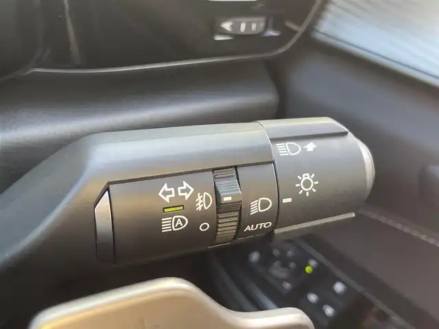 レクサス ＮＸ 350h Fスポーツ 福岡県 2023(令5)年 2.3万km ホワイトノーヴァガラスフレーク 純ナビ14インチ(FN/AM/TV/BT)/ムーンルーフ/Fスポオレンジキャリパー/純正20インチホイール/デジタルインナーミラー/ワンオーナー/全方位カメラ/純正ドライブレコーダー/ヘッドアップディスプレイ/ビルトインETC/衝突軽減ブレーキ/レーンキープアシスト/ブラインドスポットモニター/クルーズコントロール追従あり/前後クリアランスソナー/電動リアゲート/D席＋N席シートヒーター＆エアシート/D席＋N席パワーシート/ステアリングヒーター/パドルシフト/電動格納ミラー/W＋サイド＋カーテンエアバック
