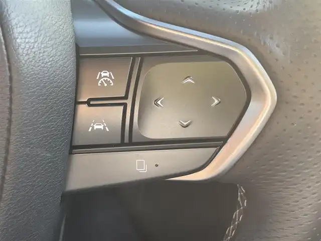 レクサス ＮＸ 350h Fスポーツ 福岡県 2023(令5)年 2.3万km ホワイトノーヴァガラスフレーク 純ナビ14インチ(FN/AM/TV/BT)/ムーンルーフ/Fスポオレンジキャリパー/純正20インチホイール/デジタルインナーミラー/ワンオーナー/全方位カメラ/純正ドライブレコーダー/ヘッドアップディスプレイ/ビルトインETC/衝突軽減ブレーキ/レーンキープアシスト/ブラインドスポットモニター/クルーズコントロール追従あり/前後クリアランスソナー/電動リアゲート/D席＋N席シートヒーター＆エアシート/D席＋N席パワーシート/ステアリングヒーター/パドルシフト/電動格納ミラー/W＋サイド＋カーテンエアバック