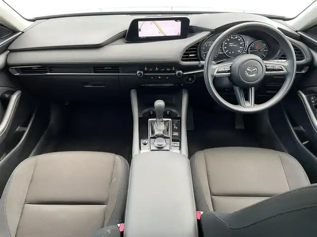 マツダ マツダ３セダン 15C 山梨県 2019(令1)年 5.9万km ソニックシルバーM 純正メモリーナビ/Bluetooth接続/フルセグTV/バックカメラ/衝突被害軽減システム/クルーズコントロール/ステアリングスイッチ/スペアキー1本/取扱説明書/保証書