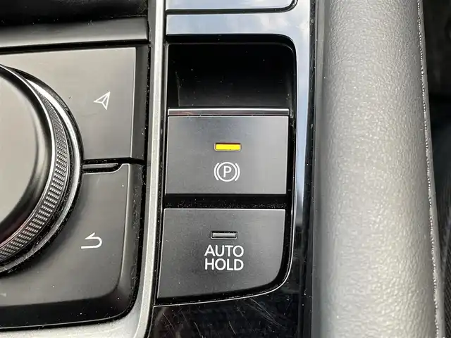マツダ マツダ３セダン 15C 山梨県 2019(令1)年 5.9万km ソニックシルバーM 純正メモリーナビ/Bluetooth接続/フルセグTV/バックカメラ/衝突被害軽減システム/クルーズコントロール/ステアリングスイッチ/スペアキー1本/取扱説明書/保証書
