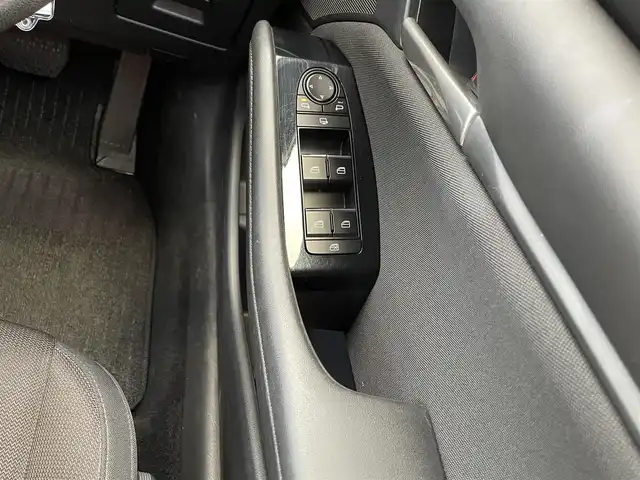 マツダ マツダ３セダン 15C 山梨県 2019(令1)年 5.9万km ソニックシルバーM 純正メモリーナビ/Bluetooth接続/フルセグTV/バックカメラ/衝突被害軽減システム/クルーズコントロール/ステアリングスイッチ/スペアキー1本/取扱説明書/保証書