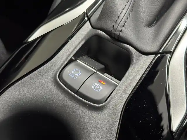 トヨタ カローラ スポーツ ハイブリッドG Z 三重県 2019(平31)年 1.1万km アティチュードブラックマイカ ハイブリッド/FF/フロアCVT/純正 9インチナビ NSZT-Y68T/（AM/FM/CD/DVD/TV/SD/SDREC/Bluetooth）/バックガイドモニター/モデリスタエアロ（F/S/R下）/ビルトインETC/Toyota Safety Sense/●プリクラッシュセーフティ/●レーントレーシングアシスト/●レーダークルコン（全車速追従機能付）/●オートハイビーム/●ロードサインアシスト/・パーキングサポートブレーキ（前後静止物）/・車両接近通報装置/装備/・左右独立温度コントロールフルオートエアコン/・オートライト/・LED ヘッドランプ＆フロントフォグランプ/・電子パーキングブレーキ/・オートブレーキホールド/・ステアリングスイッチ/・プッシュスタート/・純正18inAW/・保/取/ナビ取/・スマートキーx1/など