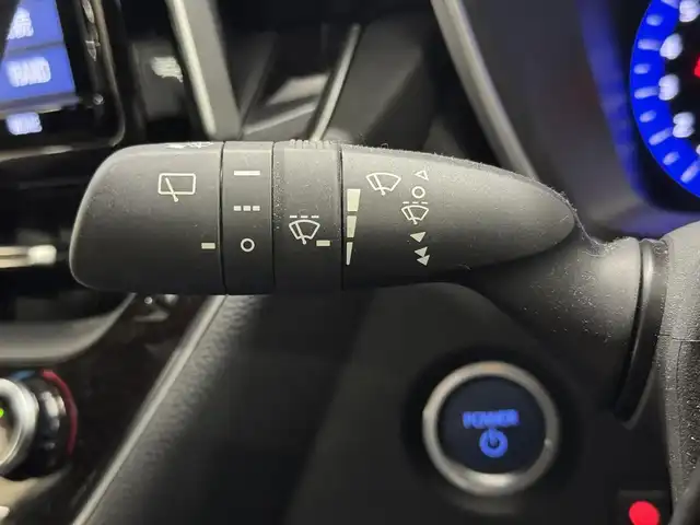 トヨタ カローラ スポーツ ハイブリッドG Z 三重県 2019(平31)年 1.1万km アティチュードブラックマイカ ハイブリッド/FF/フロアCVT/純正 9インチナビ NSZT-Y68T/（AM/FM/CD/DVD/TV/SD/SDREC/Bluetooth）/バックガイドモニター/モデリスタエアロ（F/S/R下）/ビルトインETC/Toyota Safety Sense/●プリクラッシュセーフティ/●レーントレーシングアシスト/●レーダークルコン（全車速追従機能付）/●オートハイビーム/●ロードサインアシスト/・パーキングサポートブレーキ（前後静止物）/・車両接近通報装置/装備/・左右独立温度コントロールフルオートエアコン/・オートライト/・LED ヘッドランプ＆フロントフォグランプ/・電子パーキングブレーキ/・オートブレーキホールド/・ステアリングスイッチ/・プッシュスタート/・純正18inAW/・保/取/ナビ取/・スマートキーx1/など
