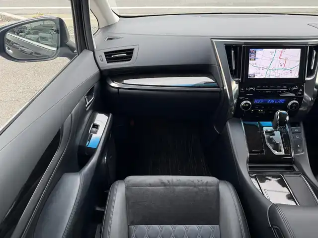 トヨタ ヴェルファイア Z Gエディション 滋賀県 2015(平27)年 5.9万km スパークリングブラックパールクリスタルシャイン ワンオーナー/T-Connect SDナビゲーションシステム/　＋JBLプレミアムサウンドシステム/　Blu-ray DVD CD SD AM/FM サウンドライブラリー/プリクラッシュセーフティシステム（ミリ波レーダー方式）パノラミックビューモニター/レーダークルーズコントロール/インテリジェンスクリアランスソナー /12.1型リヤシートエンターテインメントシステム/パワーバックドア/両側パワースライドドア/ナノイー/ビルトインETC/ドライブレコーダー/ヘッドランプ（LED［ハイ・ロービーム］//　オートレベリング機能付＋LEDクリアランスランプ）/ステアリングヒーター/スペアタイヤ/純正18インチアルミ/