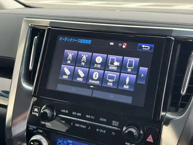 トヨタ ヴェルファイア Z Gエディション 滋賀県 2015(平27)年 5.9万km スパークリングブラックパールクリスタルシャイン ワンオーナー/T-Connect SDナビゲーションシステム/　＋JBLプレミアムサウンドシステム/　Blu-ray DVD CD SD AM/FM サウンドライブラリー/プリクラッシュセーフティシステム（ミリ波レーダー方式）パノラミックビューモニター/レーダークルーズコントロール/インテリジェンスクリアランスソナー /12.1型リヤシートエンターテインメントシステム/パワーバックドア/両側パワースライドドア/ナノイー/ビルトインETC/ドライブレコーダー/ヘッドランプ（LED［ハイ・ロービーム］//　オートレベリング機能付＋LEDクリアランスランプ）/ステアリングヒーター/スペアタイヤ/純正18インチアルミ/