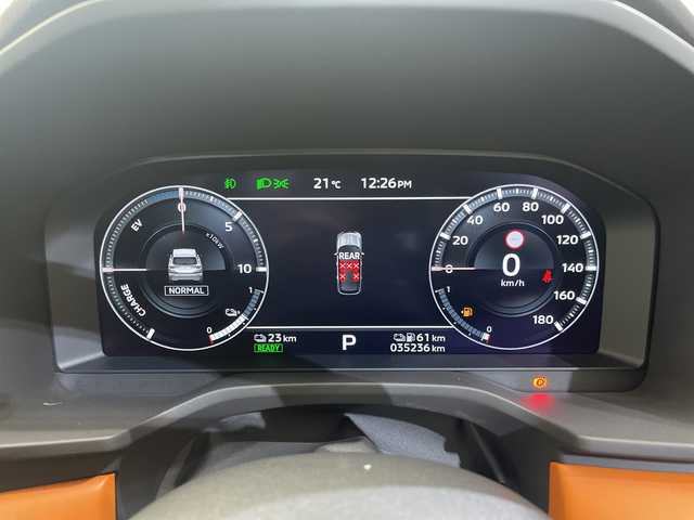 三菱 アウトランダー ＰＨＥＶ P 愛媛県 2022(令4)年 3.6万km チタニウムグレーメタリック BOSEプレミアムサウンドシステム//純正9インチナビ/(Bluetooth/フルセグ/USB)/全周囲カメラ/マイパイロット/BOSEサウンドシステム/衝突被害軽減ブレーキ/レーンキープアシスト/前後コーナーセンサー/ETC2.0/ブラインドスポットモニター/シートヒーター/パワーシート/シートメモリー/ワイヤレス充電/パドルシフト/オートホールド/オートマチックハイビーム/オートライト/スペアキー/保証書/取扱説明書