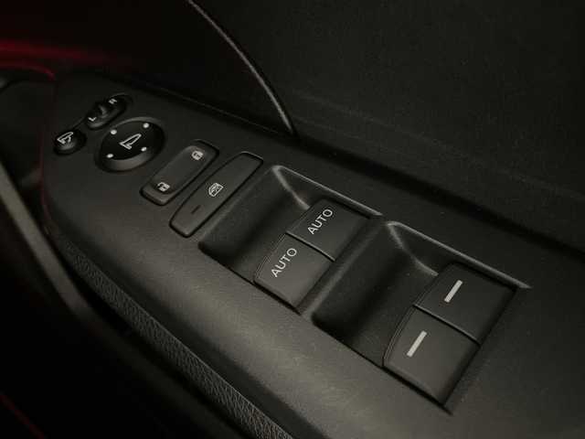 ホンダ シビック タイプR 福岡県 2017(平29)年 4.6万km クリスタルブラックパール 純正メモリナビ/フルセグテレビ/バックカメラ/アイドリングストップ/クルーズコントロール/プッシュスタート/ETC/前後ドライブレコーダー/純正LEDヘッドライト