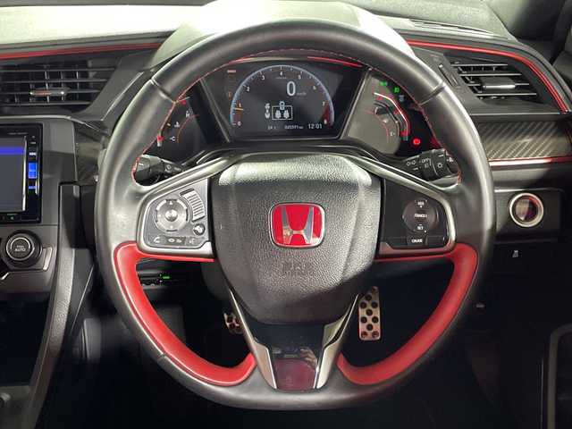 ホンダ シビック タイプR 福岡県 2017(平29)年 4.6万km クリスタルブラックパール 純正メモリナビ/フルセグテレビ/バックカメラ/アイドリングストップ/クルーズコントロール/プッシュスタート/ETC/前後ドライブレコーダー/純正LEDヘッドライト