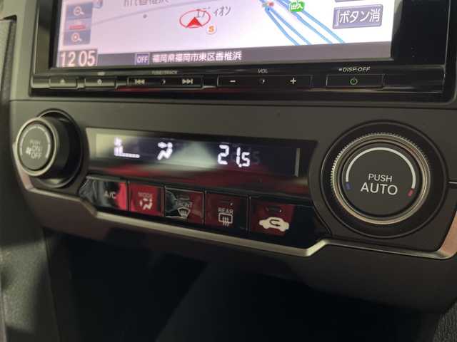 ホンダ シビック タイプR 福岡県 2017(平29)年 4.6万km クリスタルブラックパール 純正メモリナビ/フルセグテレビ/バックカメラ/アイドリングストップ/クルーズコントロール/プッシュスタート/ETC/前後ドライブレコーダー/純正LEDヘッドライト