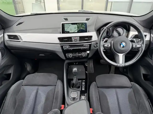 ＢＭＷ Ｘ１ xDrive 18d Mスポーツ 道南・函館 2019(令1)年 5.3万km アルピンホワイトⅢ ・純正メモリナビ（ＣＤ、ＤＶＤ、ＢＴ）/・バックカメラ/・車線逸脱警告/・パドルシフト/・前後コーナーセンサー/・衝突軽減ブレーキ/・横滑り防止装置/・純正ドライブレコーダー（前方）/・純正ＡＷ/・スペアキー/・スマートキー/・純正フロアマット