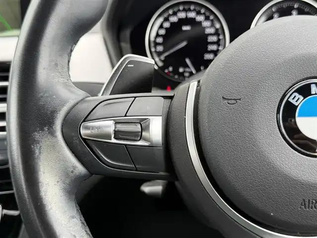 ＢＭＷ Ｘ１ xDrive 18d Mスポーツ 道南・函館 2019(令1)年 5.3万km アルピンホワイトⅢ ・純正メモリナビ（ＣＤ、ＤＶＤ、ＢＴ）/・バックカメラ/・車線逸脱警告/・パドルシフト/・前後コーナーセンサー/・衝突軽減ブレーキ/・横滑り防止装置/・純正ドライブレコーダー（前方）/・純正ＡＷ/・スペアキー/・スマートキー/・純正フロアマット