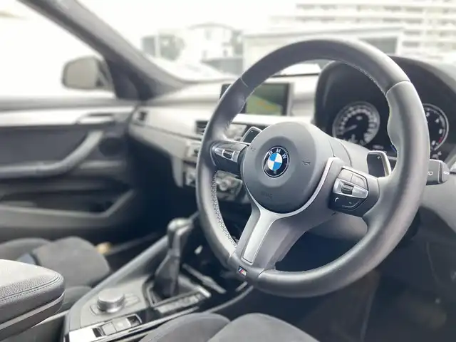 ＢＭＷ Ｘ１ xDrive 18d Mスポーツ 栃木県 2019(令1)年 5.3万km アルピンホワイトⅢ インテリジェントセーフティ　/バックカメラ /コンフォートアクセス　/アイドリングストップ　/純正ナビ　/ETC /LED　/純正18インチAW