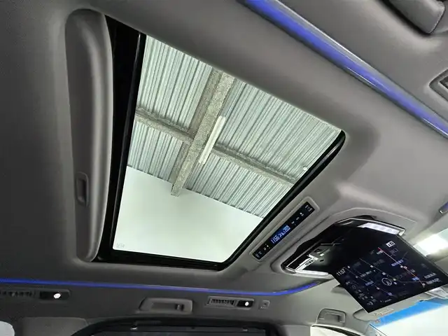 トヨタ ヴェルファイア Z Gエディション 佐賀県 2017(平29)年 8.2万km ホワイトパールクリスタルシャイン 社外アルパイン製11インチナビ【EX11V】/【フルセグTV.CD.DVD.Bluetooth】/社外アルパイン製12.8インチフリップダウンモニター/サンルーフ/モデリスタエアロ/衝突被害軽減システム/バックカメラ/レーダークルーズコントロール/レーンアシスト/オートライト/オートマチックハイビーム/クリアランスソナー/電動パーキング/ブレーキホールド/ステアリングヒーター/ウッドステアリング/パワーバックドア/ビルトインETC/両側パワースライドドア/運転席・助手席パワーシート/ハーフレザーシート/LEDヘッドライト/フォグライト/ISOFIX対応シート/オットマン/スマートキー×１
