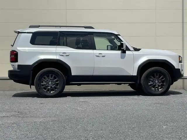 トヨタ ランドクルーザー ２５０ VX 茨城県 2024(令6)年 1万km プラチナホワイトパールマイカ 4WD/純正ナビ/フルセグTV/全方位カメラ/デジタルインナーミラー/ドラレコ前後/コーナーセンサー前後/電動リアゲート/レーンキープアシスト/サンルーフ/エアーシート/シートヒーター/BSM/ETC2.0