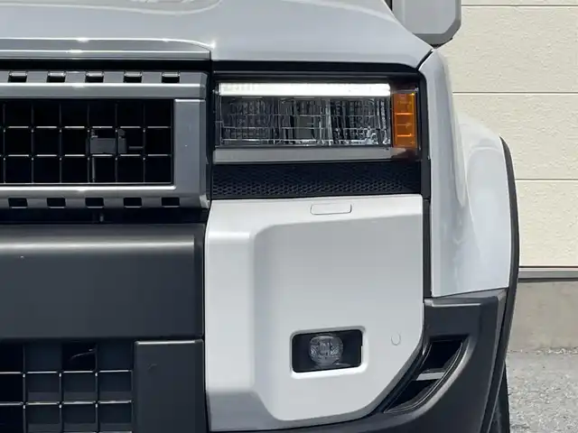 トヨタ ランドクルーザー ２５０ VX 茨城県 2024(令6)年 1万km プラチナホワイトパールマイカ 4WD/純正ナビ/フルセグTV/全方位カメラ/デジタルインナーミラー/ドラレコ前後/コーナーセンサー前後/電動リアゲート/レーンキープアシスト/サンルーフ/エアーシート/シートヒーター/BSM/ETC2.0