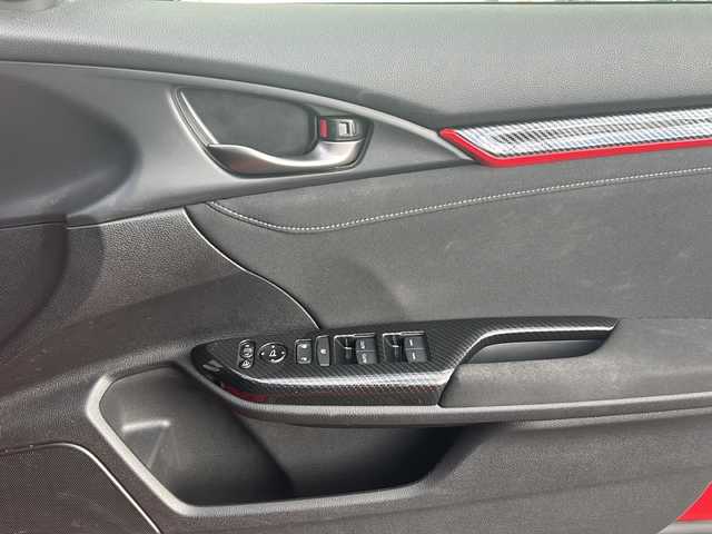 ホンダ シビック ハッチバック ホンダセンシング 愛知県 2019(平31)年 4.9万km フレームレッド /禁煙車//社外ナビ/フルセグTV//Bluetooth/CD・DVD//バックカメラ/ビルトインETC//前方ドライブレコーダー//レーダー探知機（ZERO-304V）//ホンダセンシング//衝突軽減ブレーキ（CMBS）//渋滞追従機能付きACC/　（アダプティブクルーズコントロール）//車線維持支援システム（LKAS）//路外逸脱抑制システム//標識認識機能//前席シートヒーター//電動パーキング//ブレーキホールド//アイドリングストップ//ECON//純正１８インチアルミ//純正ラバーフロアマット//LEDオートライト//電動格納ミラーウィンカー//取扱説明書/新車保証書//スペアキー×１