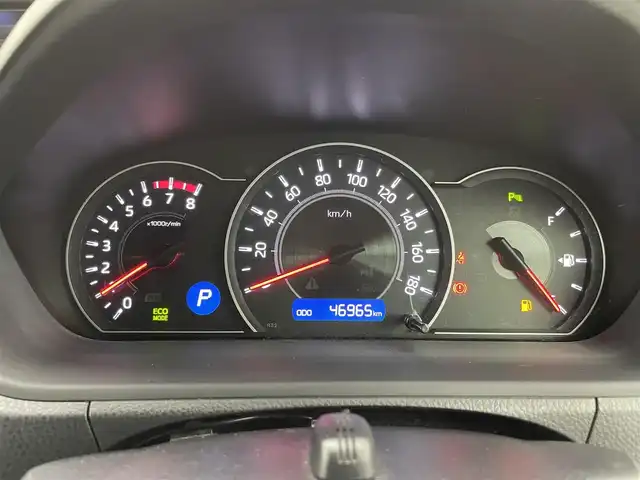 トヨタ ノア Si ダブルバイビーⅡ 千葉県 2019(平31)年 4.7万km ホワイトパールクリスタルシャイン トヨタセーフティセンス/・プリクラッシュセーフティ/・レーンディパーチャーアラート/・先行車発進告知/・クリアランスソナー/純正10インチSDナビ/CD DVD BT MSV フルセグ/バックカメラ/両側パワースライドドア/クルーズコントロール/LEDオートライト/純正16インチアルミホイール/革巻きステアリング/ビルトインＥＴＣ/プッシュスタート/スマートキー