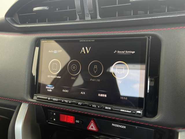 スバル ＢＲＺ STIスポーツ 栃木県 2018(平30)年 5.2万km クリスタルホワイトP 純正メモリーナビ(DIATONE SOUND NAVI)/　Bluetooth/フルセグTV/CD/DVD/SD/USB/FM/AM/バックカメラ/ドライブレコーダー/クルーズコントロール/ETC2.0/STiスポーツ専用ハーフレザーシート(ボルドー×黒)/シートヒーター(D/N席)/LEDヘッドライト/LEDアクセサリーライナー/STiスポーツ純正18インチアルミホイール/サイド+カーテンエアバッグ/純正フロアマット/スマートキー×1本/保証書、取扱説明書付属