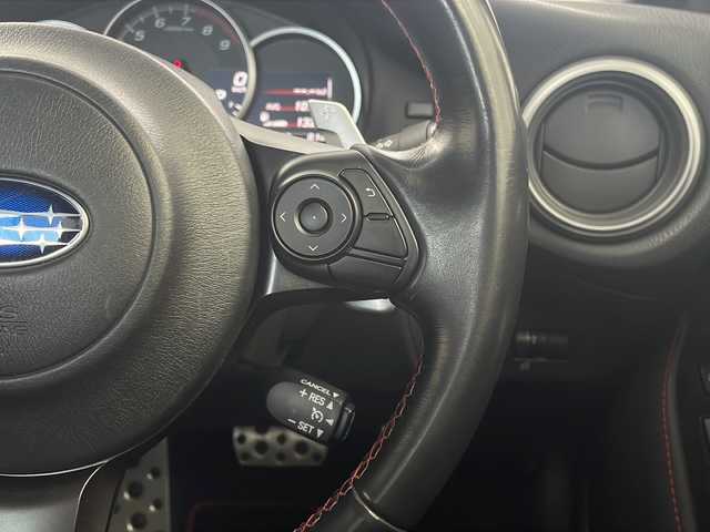 スバル ＢＲＺ STIスポーツ 栃木県 2018(平30)年 5.2万km クリスタルホワイトP 純正メモリーナビ(DIATONE SOUND NAVI)/　Bluetooth/フルセグTV/CD/DVD/SD/USB/FM/AM/バックカメラ/ドライブレコーダー/クルーズコントロール/ETC2.0/STiスポーツ専用ハーフレザーシート(ボルドー×黒)/シートヒーター(D/N席)/LEDヘッドライト/LEDアクセサリーライナー/STiスポーツ純正18インチアルミホイール/サイド+カーテンエアバッグ/純正フロアマット/スマートキー×1本/保証書、取扱説明書付属