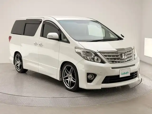 トヨタ アルファード 240S タイプゴールド 兵庫県 2013(平25)年 7.9万km ホワイトパールクリスタルシャイン アルパイン９型SDナビ（VIE-X009）/（CD、DVD、SD、BT、フルセグ）/アルパインフリップダウンモニター/ドライブレコーダー/バックカメラ/両側パワースライドドア/パワーバックドア/クルーズコントロール/コーナーセンサー/ハーフレザー/ビルトインETC/RSRダウンサス/HID/社外20インチAW/純正フロアマット/バイザー/フォグ