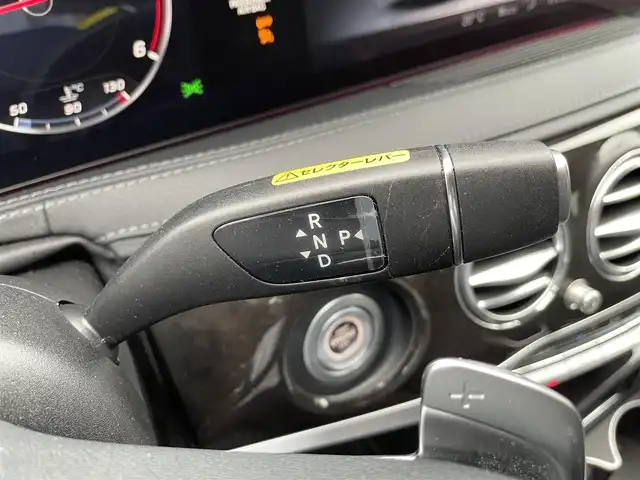 メルセデス・ベンツ Ｓ４００ｄ 4マチック スポーツリミテッド 道央・札幌 2020(令2)年 2.2万km ダイヤモンドホワイト 登録時走行距離　21644km/　4　W　D　/ディーゼルターボ/ブルメスターサウンドスピーカー/サンルーフ/純正メーカーナビ/(AM/FM/BT)/フルセグTV/全方位カメラ/フロント/サイド/バックカメラ/パドルシフト/前席パワーシート/シートメモリ/全席シートヒーター/前席エアシート/純正前後ドライブレコーダー/USBポート/置くだけ充電/アイドリングストップ/プッシュスタート/スマートキー/スペアキー×１/純正AW付冬タイヤあり/取説/保証書