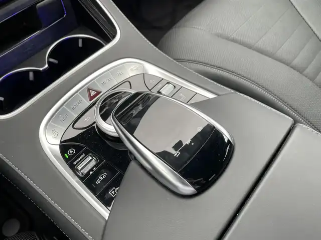 メルセデス・ベンツ Ｓ４００ｄ 4マチック スポーツリミテッド 道央・札幌 2020(令2)年 2.2万km ダイヤモンドホワイト 登録時走行距離　21644km/　4　W　D　/ディーゼルターボ/ブルメスターサウンドスピーカー/サンルーフ/純正メーカーナビ/(AM/FM/BT)/フルセグTV/全方位カメラ/フロント/サイド/バックカメラ/パドルシフト/前席パワーシート/シートメモリ/全席シートヒーター/前席エアシート/純正前後ドライブレコーダー/USBポート/置くだけ充電/アイドリングストップ/プッシュスタート/スマートキー/スペアキー×１/純正AW付冬タイヤあり/取説/保証書