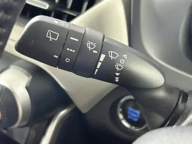 トヨタ ＲＡＶ４ G Zパッケージ 佐賀県 2019(令1)年 6.9万km ホワイトパールクリスタルシャイン モデリスタエアロ（フロント・サイド・リア）/社外9インチナビ/フルセグTV/Bluetooth/トヨタセーフティセンス/プリクラッシュセーフティ/レーントレーシングアシスト/ブラインドスポットモニター/クリアランスソナー/リアクロストラフィックアラート/ロードサインアシスト/追従付きクルーズコントロール/パワーバックドア/ステアリングヒーター/アダプティブヘッドライト/マルチテレイン/電子パーキング/前席シートヒーター/前後ドライブレコーダー/ETC2.0/デジタルインナーミラー/パワーシート/メモリーシート/レザーシート/純正19インチアルミホイール/フロアマット/スマートキー