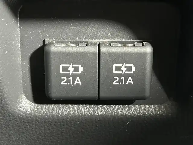 トヨタ ＲＡＶ４ G Zパッケージ 佐賀県 2019(令1)年 6.9万km ホワイトパールクリスタルシャイン モデリスタエアロ（フロント・サイド・リア）/社外9インチナビ/フルセグTV/Bluetooth/トヨタセーフティセンス/プリクラッシュセーフティ/レーントレーシングアシスト/ブラインドスポットモニター/クリアランスソナー/リアクロストラフィックアラート/ロードサインアシスト/追従付きクルーズコントロール/パワーバックドア/ステアリングヒーター/アダプティブヘッドライト/マルチテレイン/電子パーキング/前席シートヒーター/前後ドライブレコーダー/ETC2.0/デジタルインナーミラー/パワーシート/メモリーシート/レザーシート/純正19インチアルミホイール/フロアマット/スマートキー