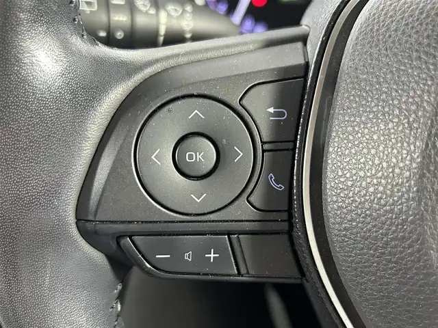 トヨタ ＲＡＶ４ G Zパッケージ 佐賀県 2019(令1)年 6.9万km ホワイトパールクリスタルシャイン モデリスタエアロ（フロント・サイド・リア）/社外9インチナビ/フルセグTV/Bluetooth/トヨタセーフティセンス/プリクラッシュセーフティ/レーントレーシングアシスト/ブラインドスポットモニター/クリアランスソナー/リアクロストラフィックアラート/ロードサインアシスト/追従付きクルーズコントロール/パワーバックドア/ステアリングヒーター/アダプティブヘッドライト/マルチテレイン/電子パーキング/前席シートヒーター/前後ドライブレコーダー/ETC2.0/デジタルインナーミラー/パワーシート/メモリーシート/レザーシート/純正19インチアルミホイール/フロアマット/スマートキー