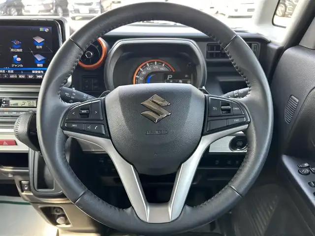 スズキ スペーシア ギア HYBRID XZターボ 岡山県 2019(令1)年 4.8万km フェニックスレッドパール/ガンメタリック2トーンルーフ 9インチフローティングナビ/フルセグTV、CD、DVD、Bluetooth、AM、FM/全方位カメラ/前席シートヒーター/両側パワースライドドア/リアサーキュレーター/ロールサンシェード/シートバックテーブル/クルーズコントロール/ルーフレール