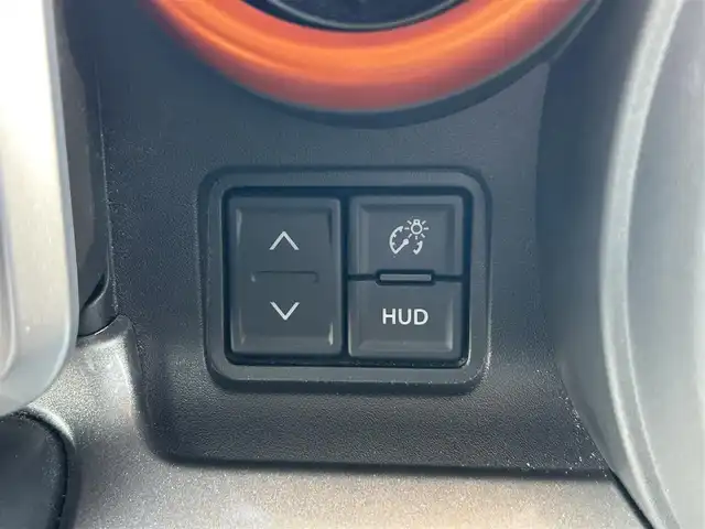 スズキ スペーシア ギア HYBRID XZターボ 岡山県 2019(令1)年 4.8万km フェニックスレッドパール/ガンメタリック2トーンルーフ 9インチフローティングナビ/フルセグTV、CD、DVD、Bluetooth、AM、FM/全方位カメラ/前席シートヒーター/両側パワースライドドア/リアサーキュレーター/ロールサンシェード/シートバックテーブル/クルーズコントロール/ルーフレール