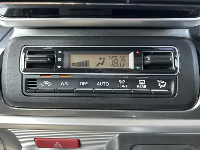 スズキ スペーシア ギア HYBRID XZターボ 岡山県 2019(令1)年 4.8万km フェニックスレッドパール/ガンメタリック2トーンルーフ 9インチフローティングナビ/フルセグTV、CD、DVD、Bluetooth、AM、FM/全方位カメラ/前席シートヒーター/両側パワースライドドア/リアサーキュレーター/ロールサンシェード/シートバックテーブル/クルーズコントロール/ルーフレール