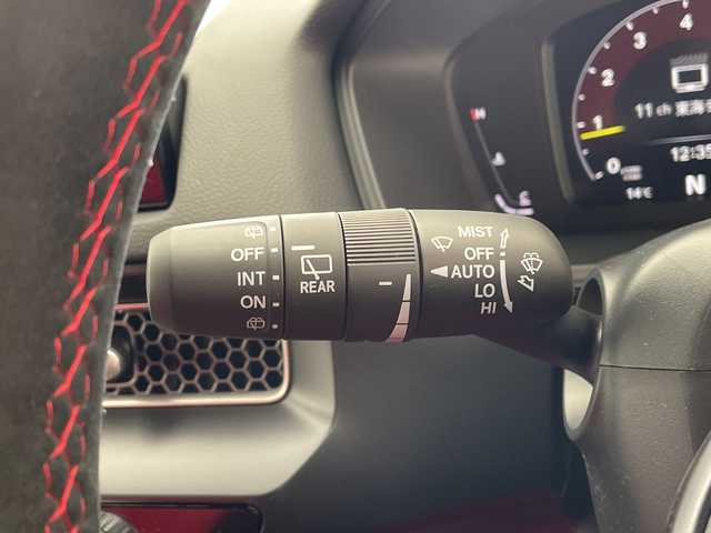 ホンダ シビック タイプR 愛知県 2025(令7)年 0.1千km チャンピオンシップホワイト 登録済未使用車/純正8型ディスプレイオーディオナビ/プレミアムフロアマット/レーダークルーズコントロール/キャリパー/バックカメラ/6速ＭＴ/コーナーセンサー/純正アルミホイール/ブラインドスポットモニター/ETC2.0/LEDヘッドライト/オートライト/衝突軽減システム/フルセグ/Bluetooth/ステアリングスイッチ/スマートキー/プッシュスタート