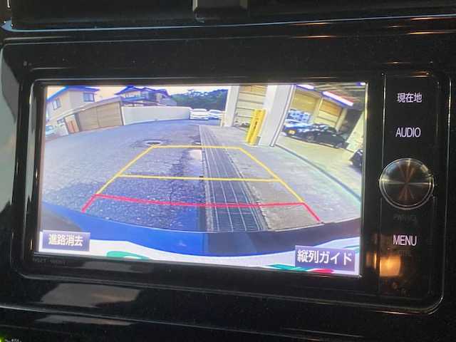 トヨタ プリウス Sセーフティプラス 千葉県 2018(平30)年 5.5万km アティチュードブラックマイカ トヨタセーフティーセンス/純正SDナビ/（フルセグTV、BT、CD）/レーダークルーズコントロール/オートライト/オートマチックハイビーム/フォグランプ/LEDヘッドライト/ドライブレコーダー/前後クリアランスソナー/ビルトインETC/純正フロアマット/保証書/取扱説明書/スペアキー