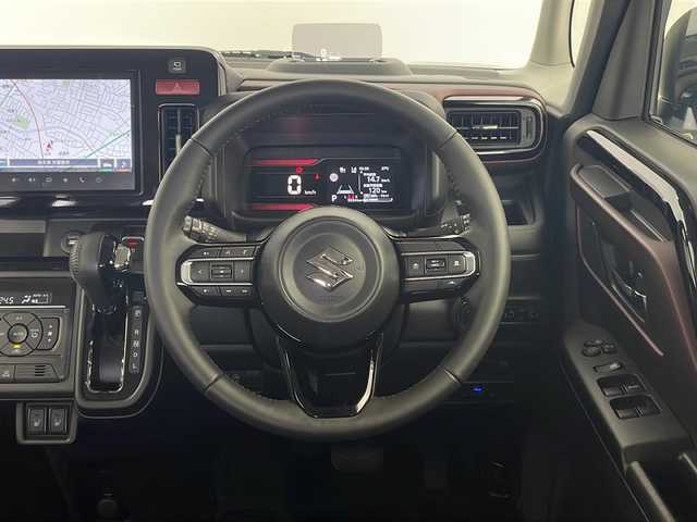 スズキ スペーシア カスタム HYBRID XS 栃木県 2023(令5)年 1万km スチールシルバーM 純正9インチナビ/　Apple CarPlay/Android Auto/Bluetooth/フルセグTV/HDMI/FM/AM/スズキセーフティサポート/・デュアルセンサーブレーキサポート/・誤発進抑制/・車線維持支援/・車線逸脱抑制/・アダプティブクルーズコントロール/・ハイビームアシスト/・標識認識/・ふらつき警報/・発進お知らせ/全周囲カメラ/マルチユースフラップ/両側パワースライドドア/ETC/シートヒーター(D/N席)/ステアリングヒーター/ベンチシート/助手席シートアンダーボックス/純正15インチアルミホイール/スマートキー/サイド+カーテンエアバッグ