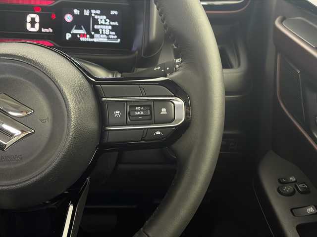 スズキ スペーシア カスタム HYBRID XS 栃木県 2023(令5)年 1万km スチールシルバーM 純正9インチナビ/　Apple CarPlay/Android Auto/Bluetooth/フルセグTV/HDMI/FM/AM/スズキセーフティサポート/・デュアルセンサーブレーキサポート/・誤発進抑制/・車線維持支援/・車線逸脱抑制/・アダプティブクルーズコントロール/・ハイビームアシスト/・標識認識/・ふらつき警報/・発進お知らせ/全周囲カメラ/マルチユースフラップ/両側パワースライドドア/ETC/シートヒーター(D/N席)/ステアリングヒーター/ベンチシート/助手席シートアンダーボックス/純正15インチアルミホイール/スマートキー/サイド+カーテンエアバッグ