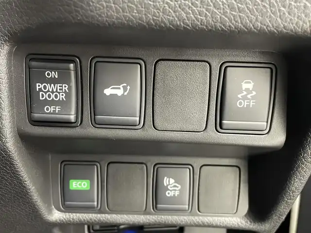 日産 エクストレイル ハイブリッド 20X エクストリーマーX 熊本県 2017(平29)年 5.2万km チタニウムカーキ ４WD/純正ナビ(MM517D-L)/(フルセグTV・Bluetooth・CD・DVD・SD・USB)/全方位カメラ/バックカメラ/プロパイロット/エマージェンシーブレーキ/レーンキープアシスト/アダブティブクルーズコントロール/前後コーナーセンサー/デジタルインナーミラー/電動リアゲート/ETC/ドライブレコーダー/プッシュスタート/スマートキー/LEDヘッドライト/オートライト/フロントフォグ/取扱説明書