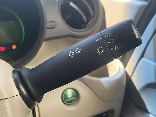 ホンダ Ｎ ＢＯＸ G Lパッケージ 熊本県 2013(平25)年 14.2万km ベージュ 純正ナビ/・AM/FM/CD/SD/USB/・ワンセグTV/・バックカメラ/両側電動スライドドア/横滑り防止装置/ヘッドライトレベライザー/電動格納ミラー/ETC/純正フロアマット/ステアリングスイッチ/プッシュスタート