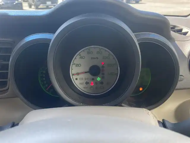ホンダ Ｎ ＢＯＸ G Lパッケージ 熊本県 2013(平25)年 14.2万km ベージュ 純正ナビ/・AM/FM/CD/SD/USB/・ワンセグTV/・バックカメラ/両側電動スライドドア/横滑り防止装置/ヘッドライトレベライザー/電動格納ミラー/ETC/純正フロアマット/ステアリングスイッチ/プッシュスタート