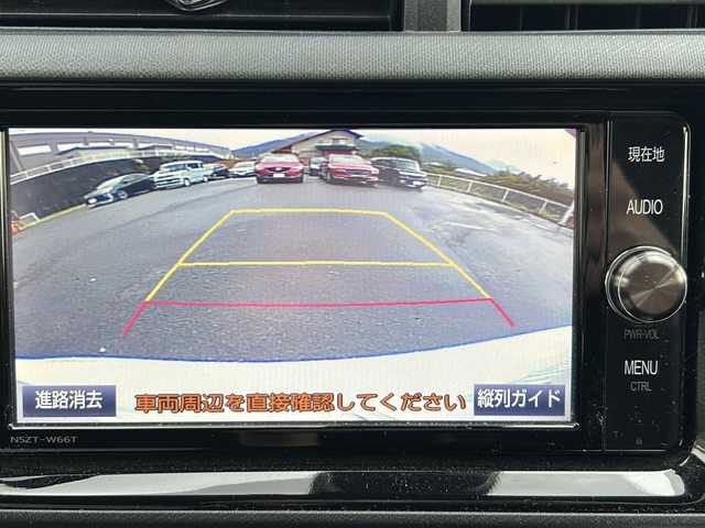 トヨタ アクア S スタイルブラック 山梨県 2016(平28)年 4万km ライムホワイトパールクリスタルシャイン トヨタセーフティセンス/　・プリクラッシュセーフティ/　・レーンディパーチャーアラート/TRDエアロ(フロント、サイド)/純正ナビ/　(CD/フルセグ/BT)/バックカメラ/オートライト/社外15インチアルミホイール/コーナーセンサー/フルオートエアコン/スマートキー/ビルトインETC2.0