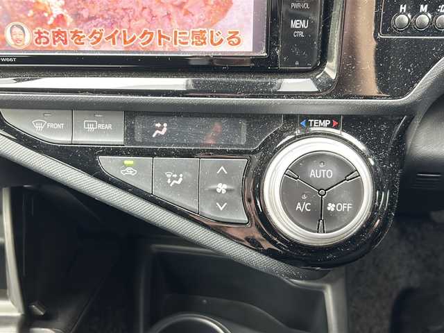 トヨタ アクア S スタイルブラック 山梨県 2016(平28)年 4万km ライムホワイトパールクリスタルシャイン トヨタセーフティセンス/　・プリクラッシュセーフティ/　・レーンディパーチャーアラート/TRDエアロ(フロント、サイド)/純正ナビ/　(CD/フルセグ/BT)/バックカメラ/オートライト/社外15インチアルミホイール/コーナーセンサー/フルオートエアコン/スマートキー/ビルトインETC2.0