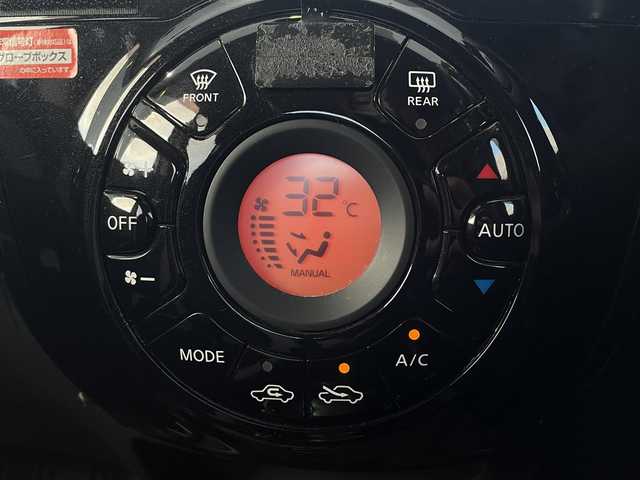 日産 ノート e－パワー X FOUR 岩手県 2018(平30)年 4.3万km ブリリアントシルバー ワンオーナー/2WD/4WD切替えスイッチ/プッシュスタート/純正オーディオ/スペアキー/パーキングアシスト/横滑り防止装置/レーンアシスト/衝突軽減ブレーキ/夏タイヤ搭載/純正フロアマット/保証書