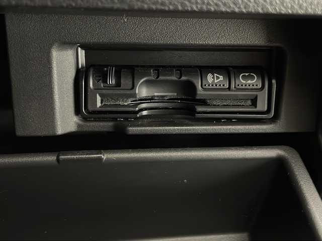 日産 セレナ ハイウェイスター Vセレクション 宮崎県 2012(平24)年 9.3万km オーロラモーヴ 禁煙車/純正ビルトイン8型ナビTV/（CN-L800SED/CD/DVD/Bluetooth/フルセグTV）/純正バックカメラ/純正キセノンオートライト/純正フォグ/純正エアロ/純正16インチアルミ/純正フロアマット/社外リアフリップダウンモニター/（アルパイン）/両側電動スライドドア/クルーズコントロール/Wオートエアコン/ウインカードアミラー/ETC/インテリジェントキー/プッシュエンジンスタート