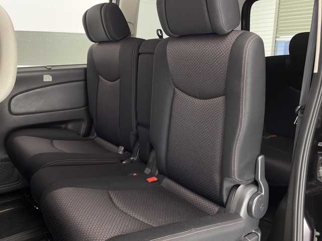 日産 セレナ ハイウェイスター Vセレクション 宮崎県 2012(平24)年 9.3万km オーロラモーヴ 禁煙車/純正ビルトイン8型ナビTV/（CN-L800SED/CD/DVD/Bluetooth/フルセグTV）/純正バックカメラ/純正キセノンオートライト/純正フォグ/純正エアロ/純正16インチアルミ/純正フロアマット/社外リアフリップダウンモニター/（アルパイン）/両側電動スライドドア/クルーズコントロール/Wオートエアコン/ウインカードアミラー/ETC/インテリジェントキー/プッシュエンジンスタート